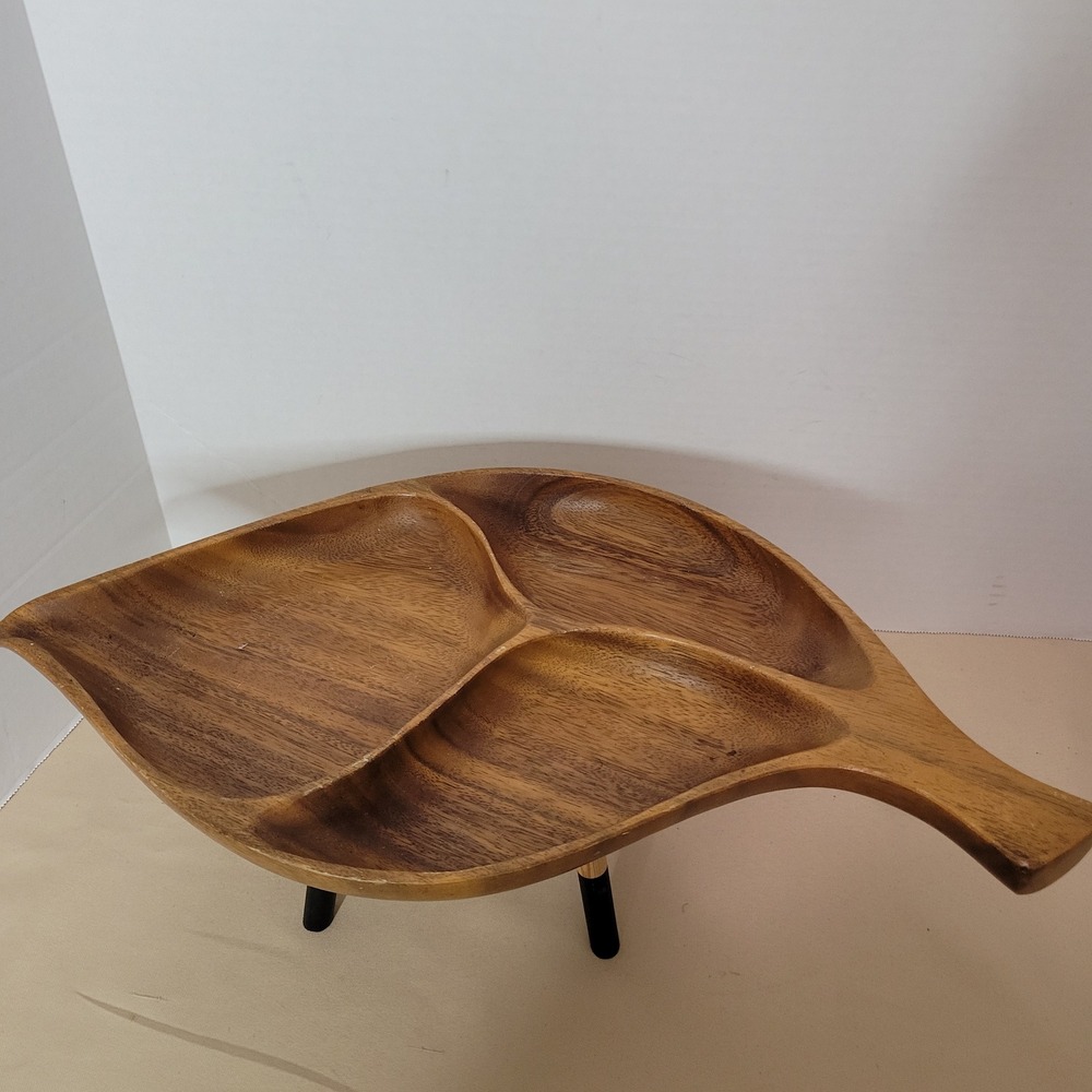 Vintage Carabao Philippine Monkey Pod Wood Leaf Divided Serving Tray MCM Tripod